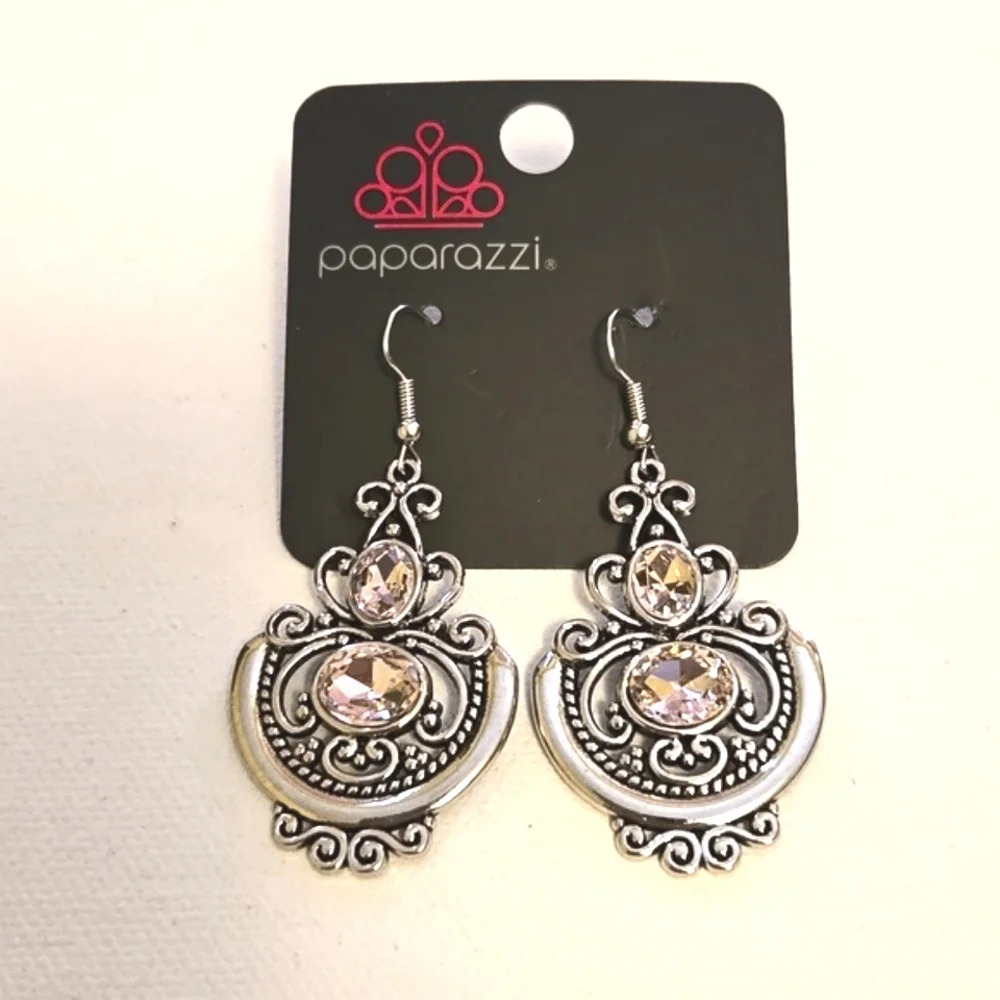 #502 Paparazzi Unlimited Vacation Pink Earrings